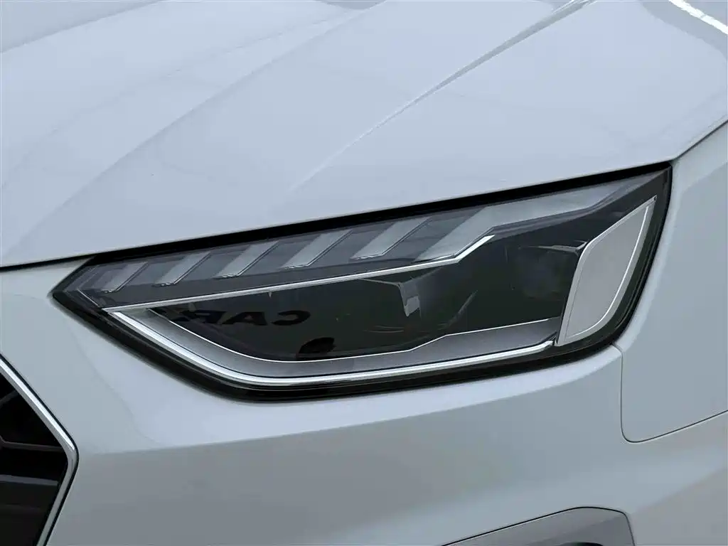Audi A4L 2022 40 TFSI Luxury Dynamic фото 7