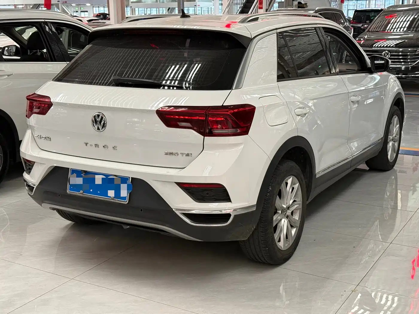 Volkswagen T-ROC 2020 280TSI DSG FWD Elite фото 9