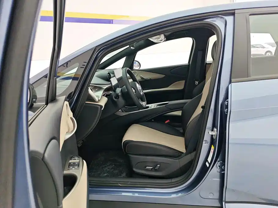 BYD Dolphin 2026 2025 420km Freedom Edition