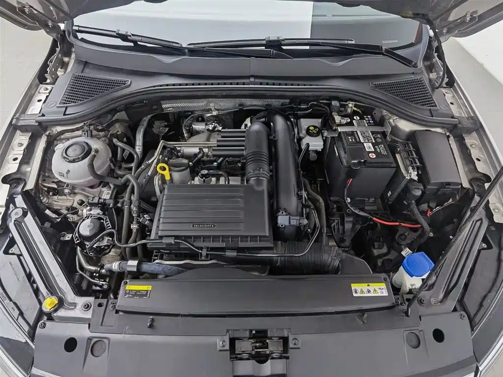 Volkswagen Bora 2023 200TSI DSG Yuexing Edition фото 6