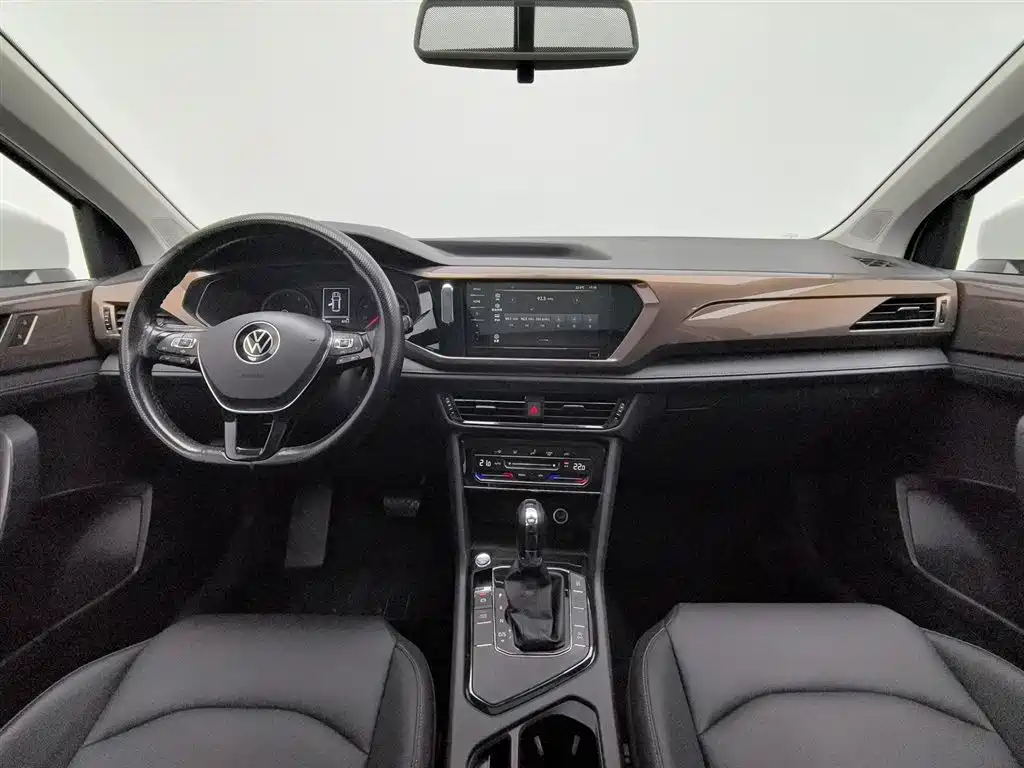 Volkswagen Tharu 2021 Model 280TSI 2WD Comfort Edition фото 5