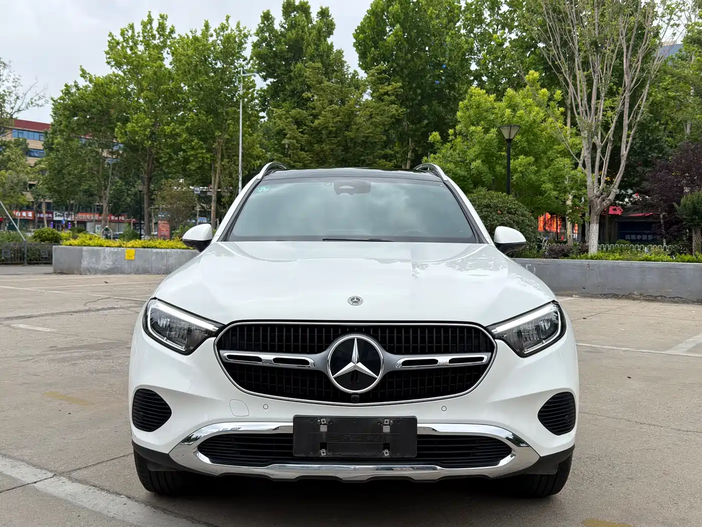 Mercedes-Benz GLC 2023 GLC 260 L 4MATIC Sport 5-seater