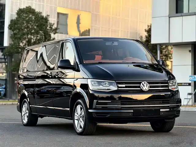  Volkswagen Caravelle 2018 2.0TSI 4WD Comfort Edition 7-Seater
