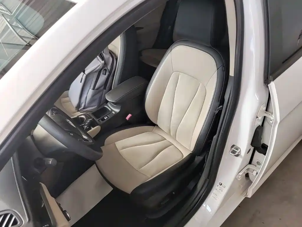 Фото 15 - Buick Verano