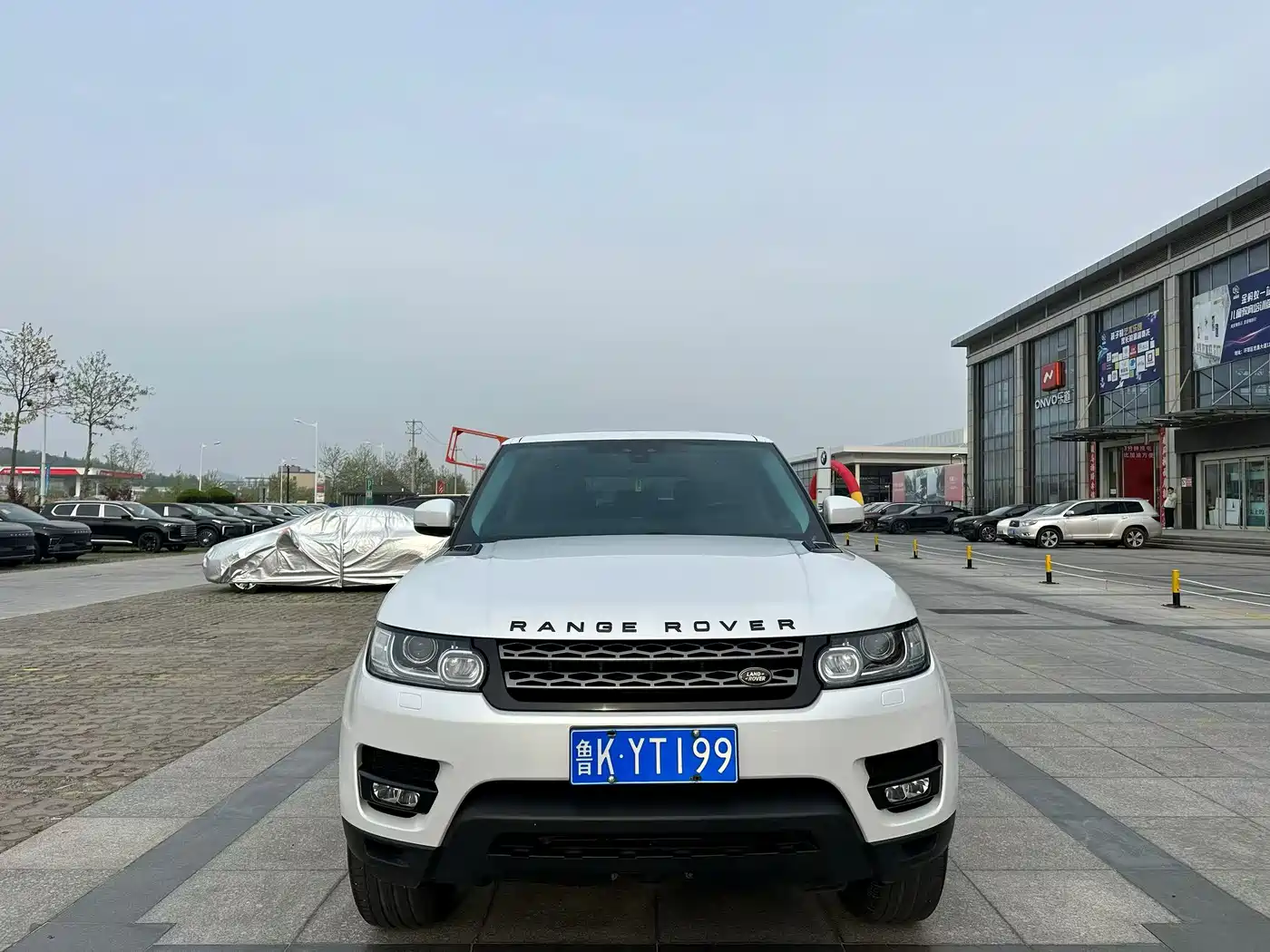 Land Rover Range Rover Sport 2017 3.0 SC V6 SE фото 2