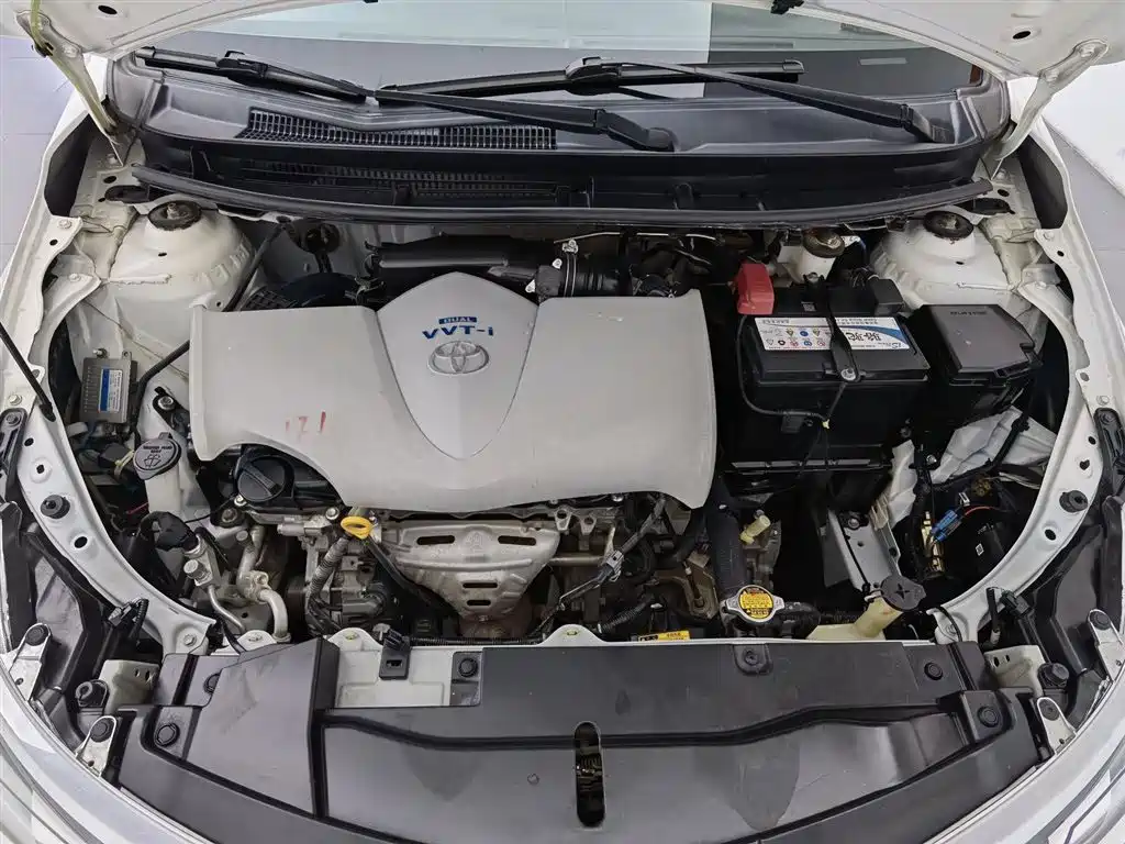 Toyota Vios 2016 1.5L Automatic Zhi Zhen Xing Yao Edition фото 6