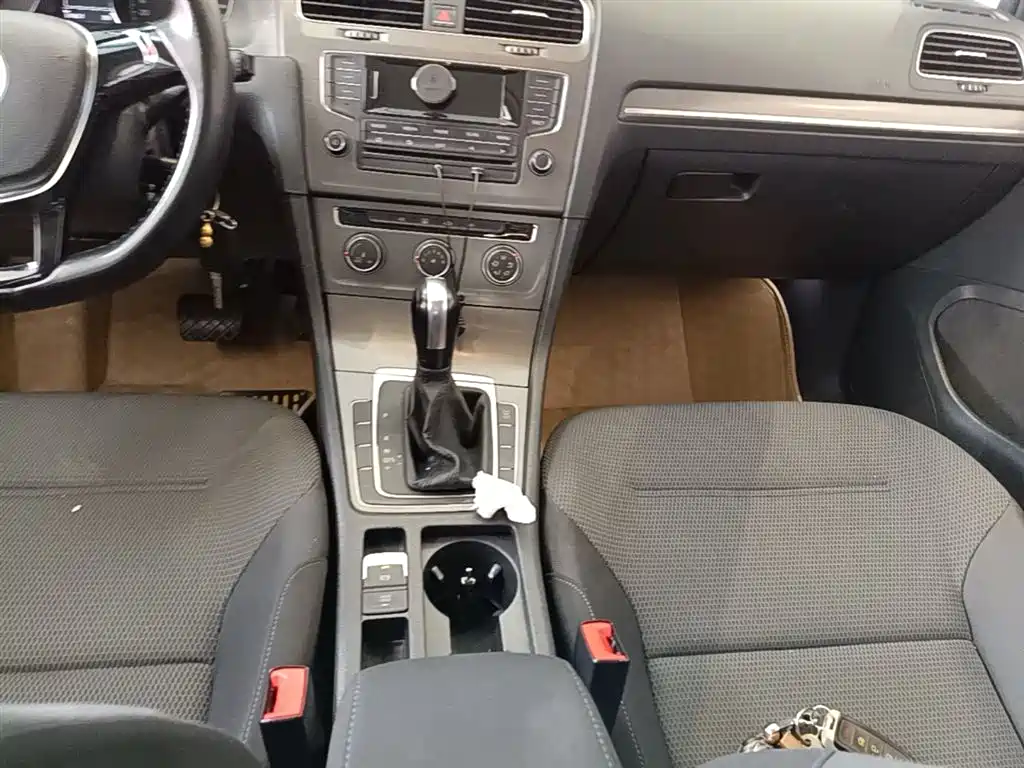 Volkswagen Golf 2015 1.4TSI Automatic Comfort фото 14