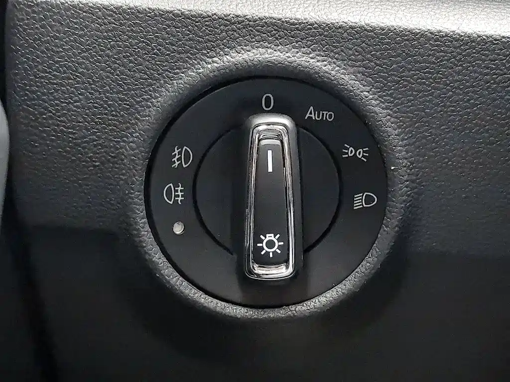 Volkswagen T-ROC 2021 280TSI DSG 2WD Elite Connected фото 21