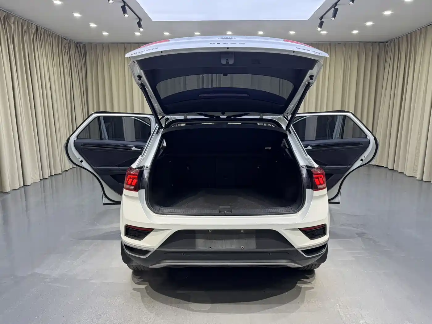 Volkswagen T-ROC 2021 280TSI DSG 2WD Comfort Connected фото 15