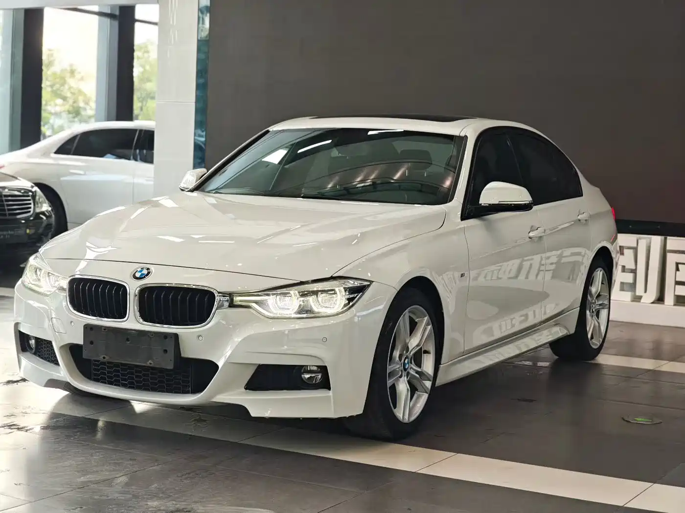 BMW 3 Series 2018 320i M Sport Package
