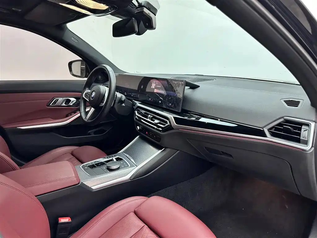 BMW 3 Series 2023 325i M Sport Black Night Package фото 11