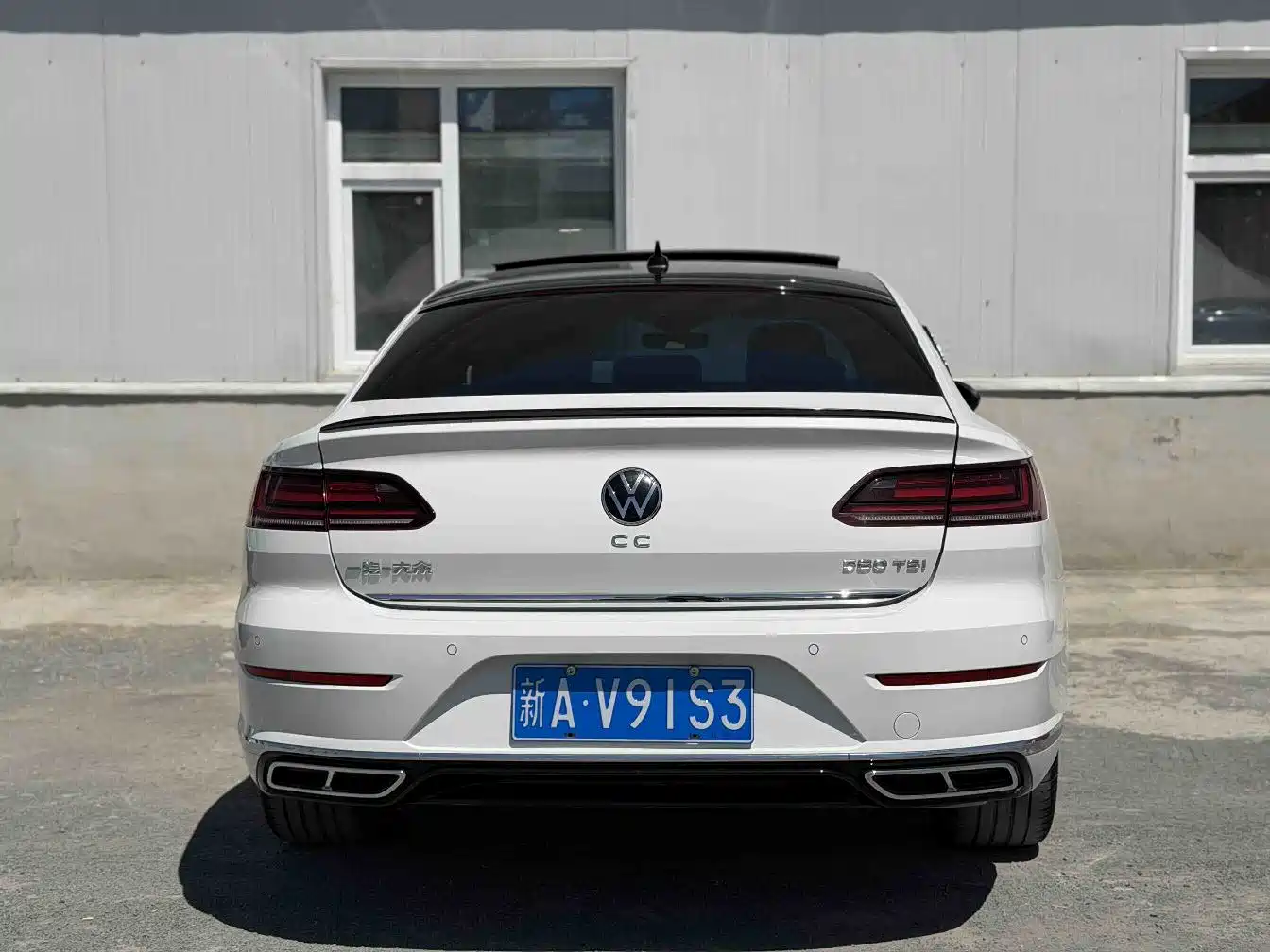 Volkswagen FAW-Volkswagen CC 2021 380TSI Eye-catching Edition 30th Anniversary фото 8