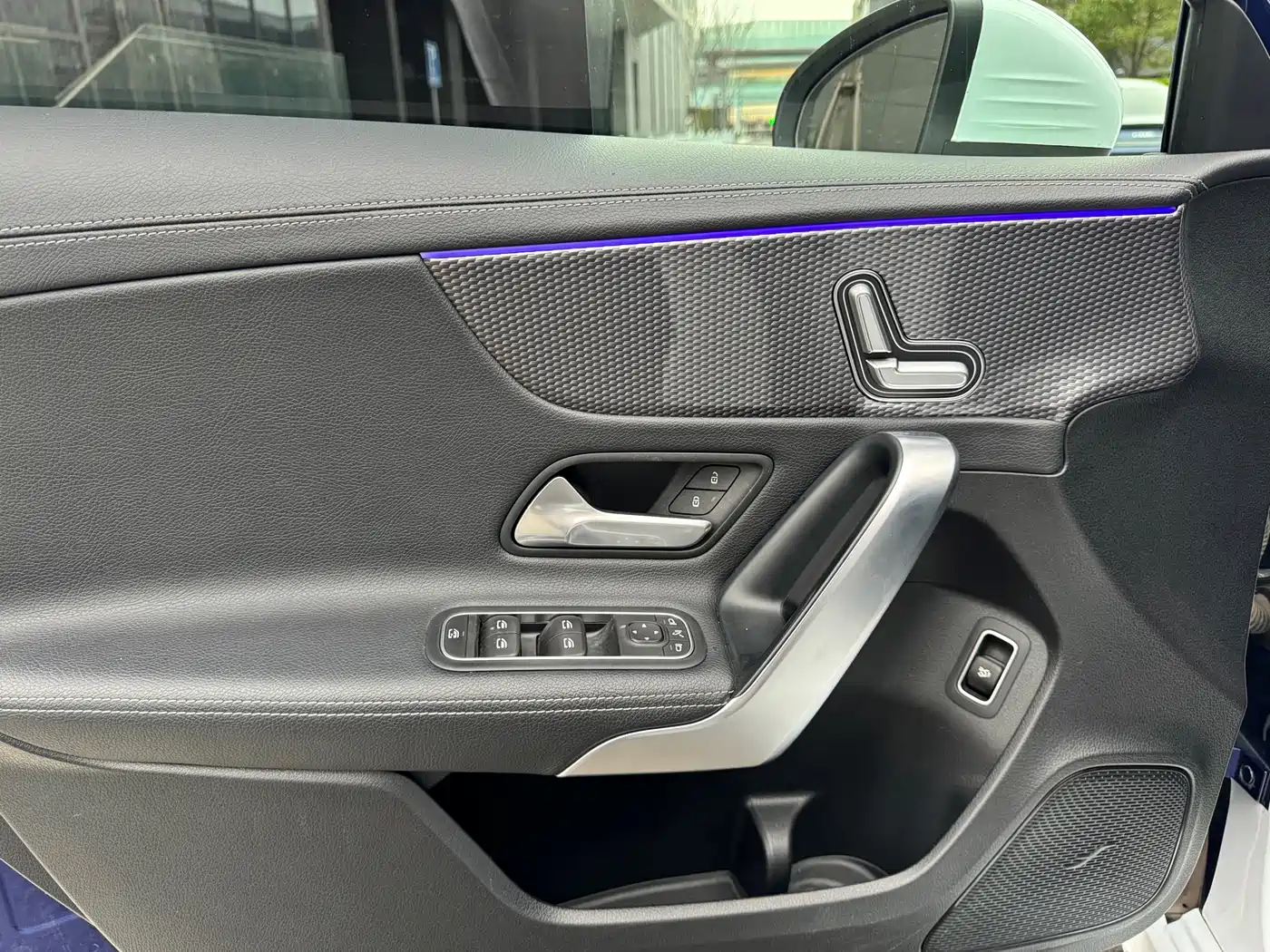 Mercedes-Benz A-Class 2020 A 200 L фото 4