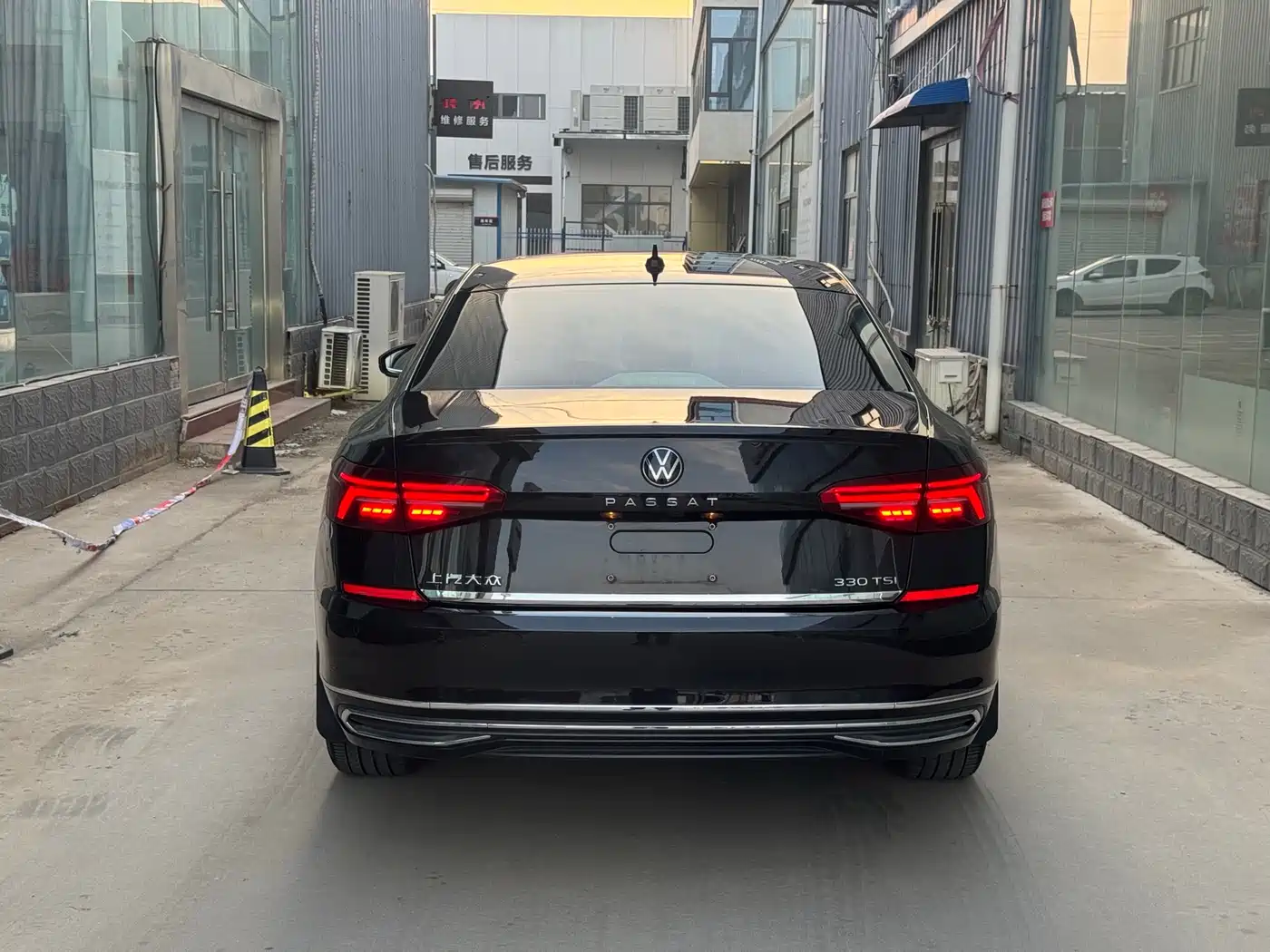 Volkswagen Passat 2021 Model 330TSI Premium Edition фото 5