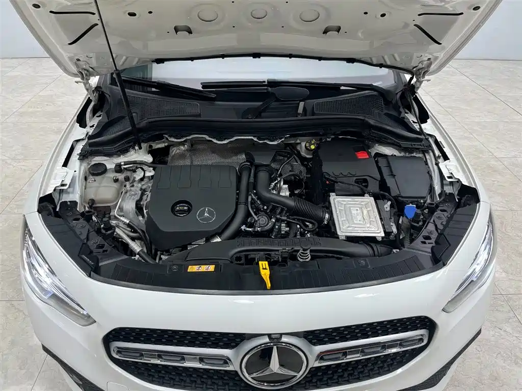 Mercedes-Benz GLA 2022 Model GLA 200 фото 22