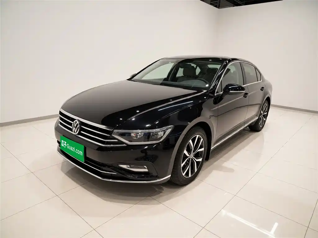 Volkswagen Magotan 2020 330TSI DSG Leading фото 2