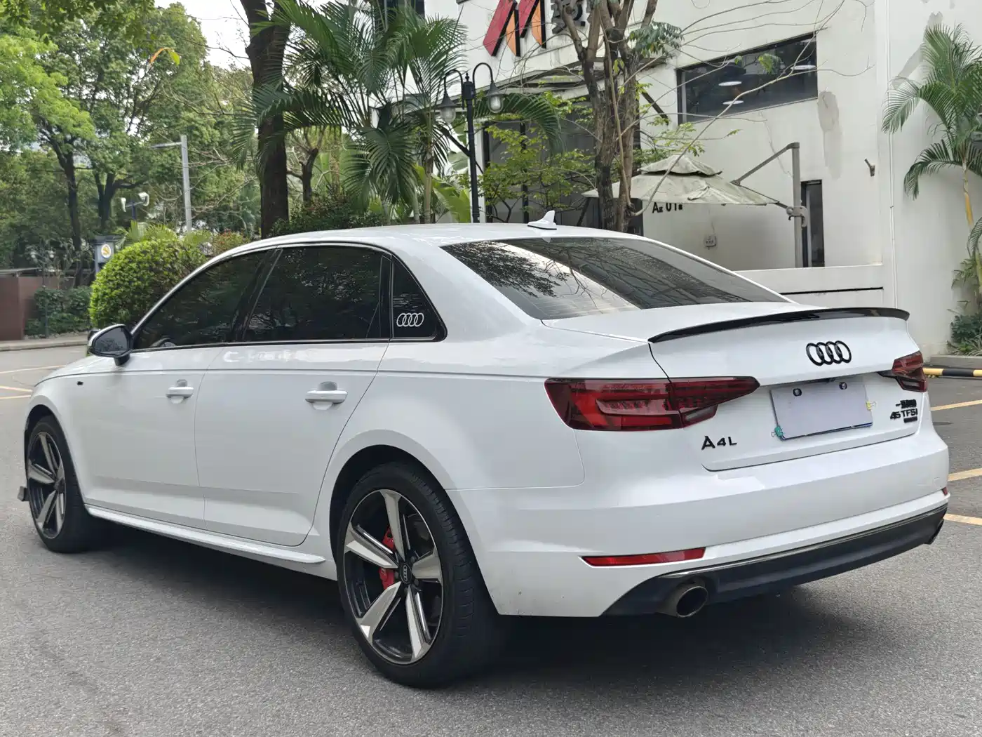 Audi A4L 2018 30th Anniversary 40 TFSI Sport фото 33