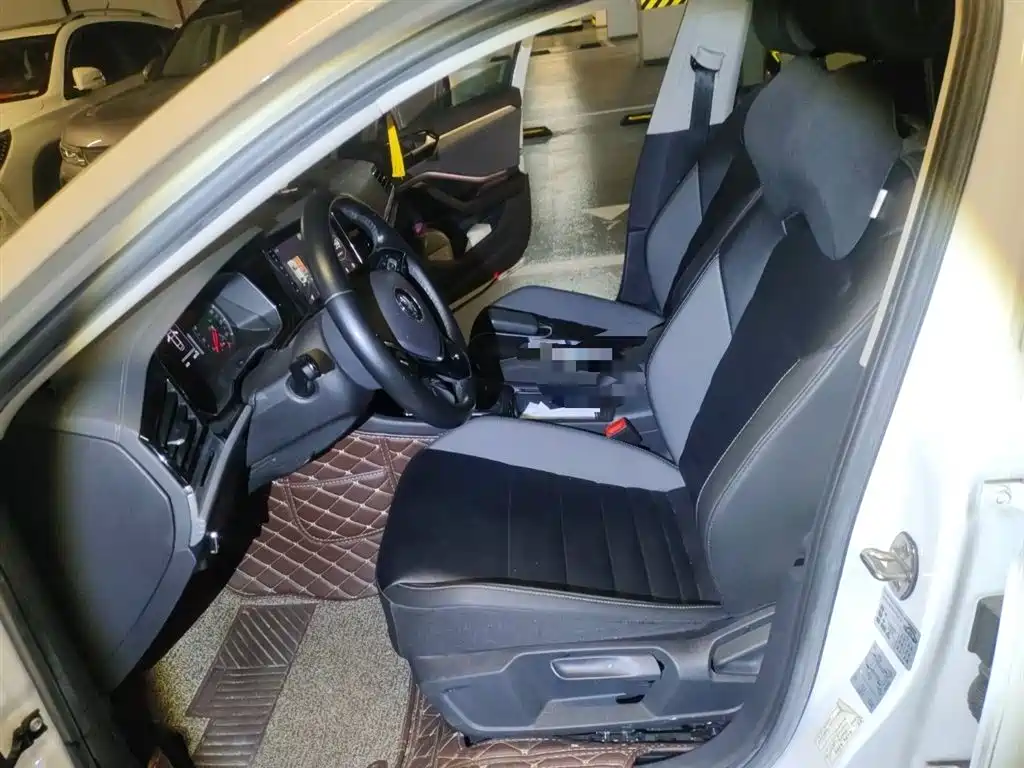 Volkswagen Sagitar 2019 200TSI DSG Comfort Edition China VI фото 8