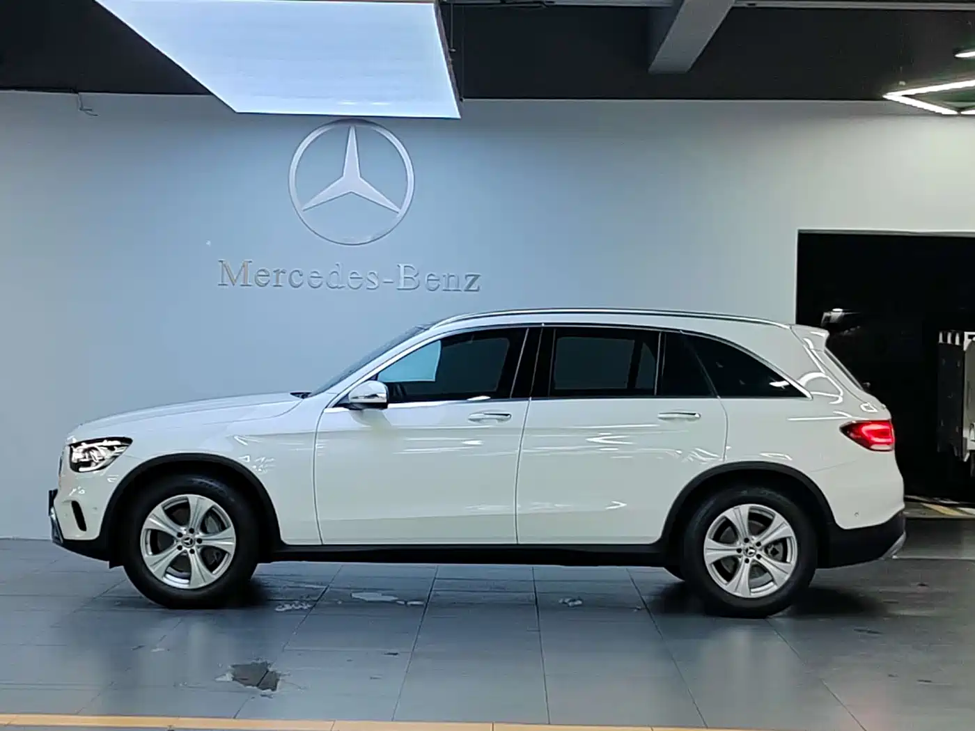 Mercedes-Benz GLC 2020 GLC 260 L 4MATIC Dynamic фото 3