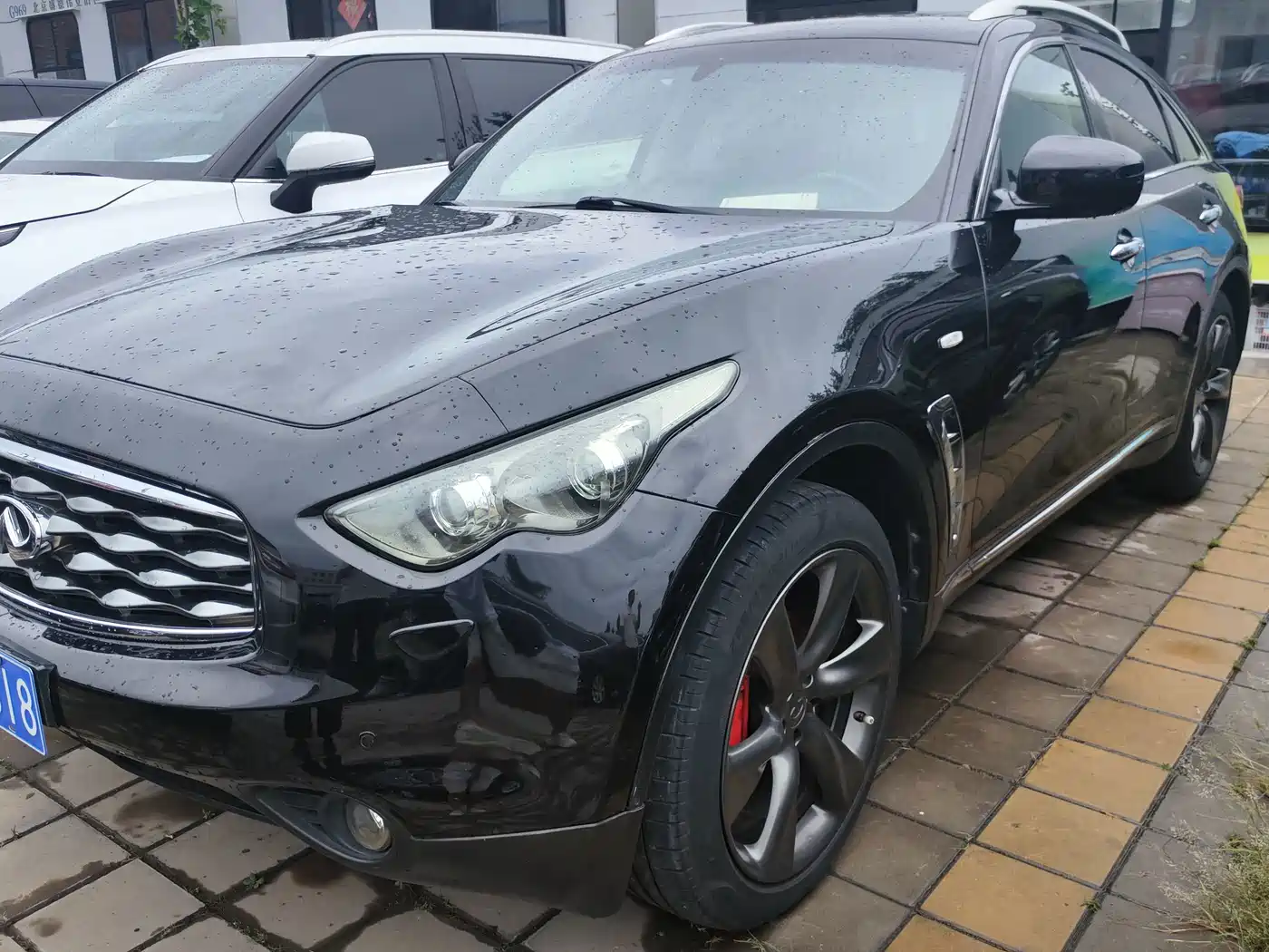 Infiniti FX 2012 2011 Model FX35 Gold Standard Edition