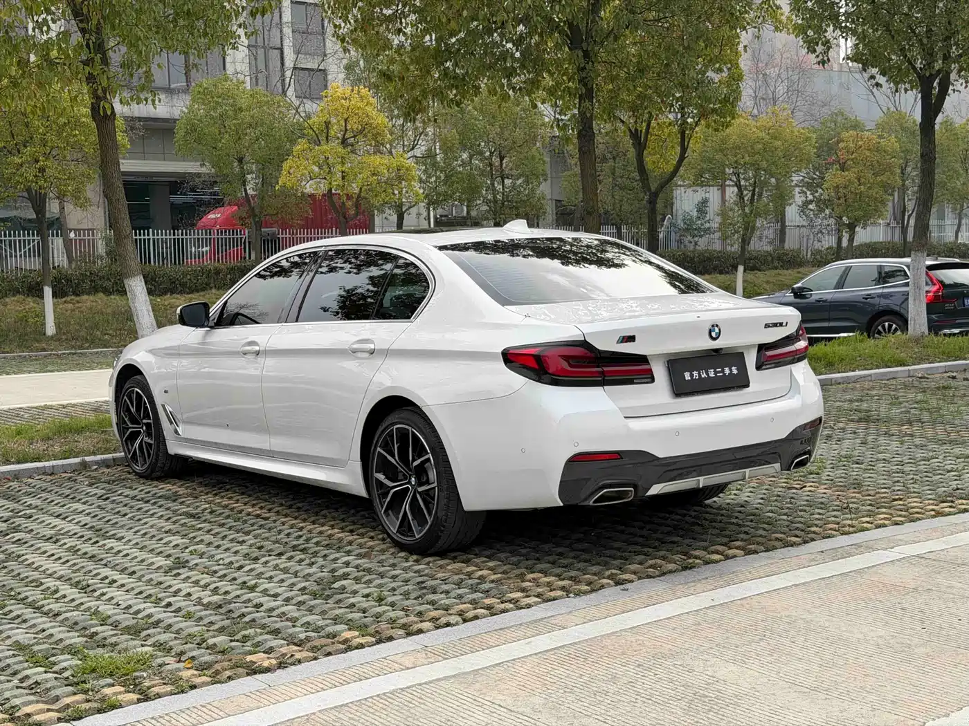 BMW 5 Series 2021 530Li Leading M Sport Package фото 6