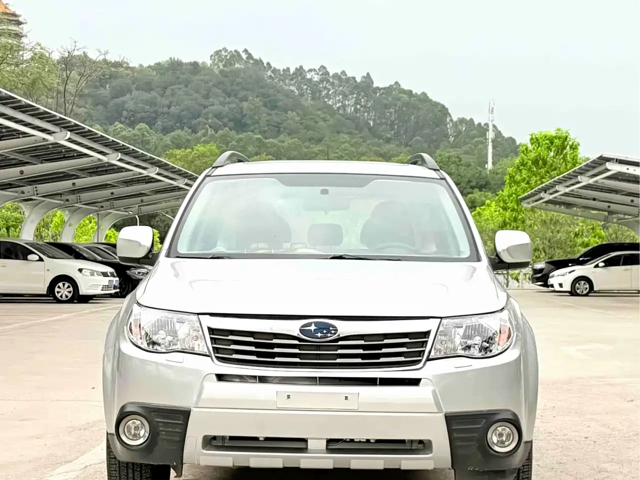 Subaru Forester 2010 2.0XS Automatic Luxury Edition фото 2