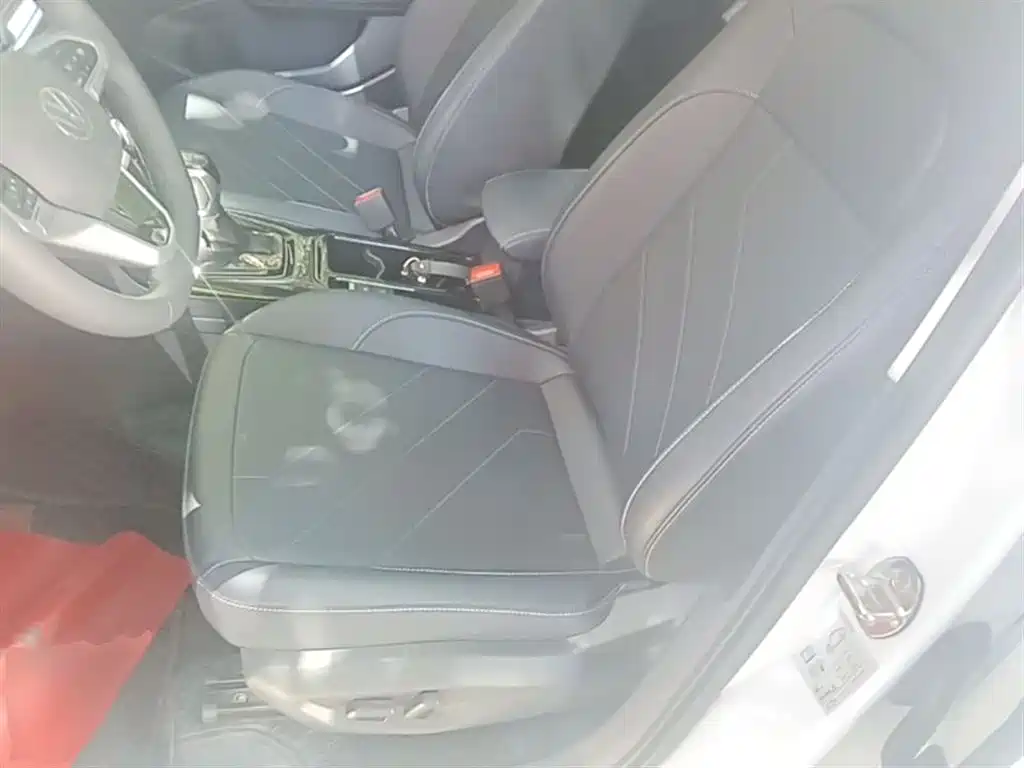 Volkswagen Tharu 2025 New Edge 300TSI Enjoyment Edition фото 15