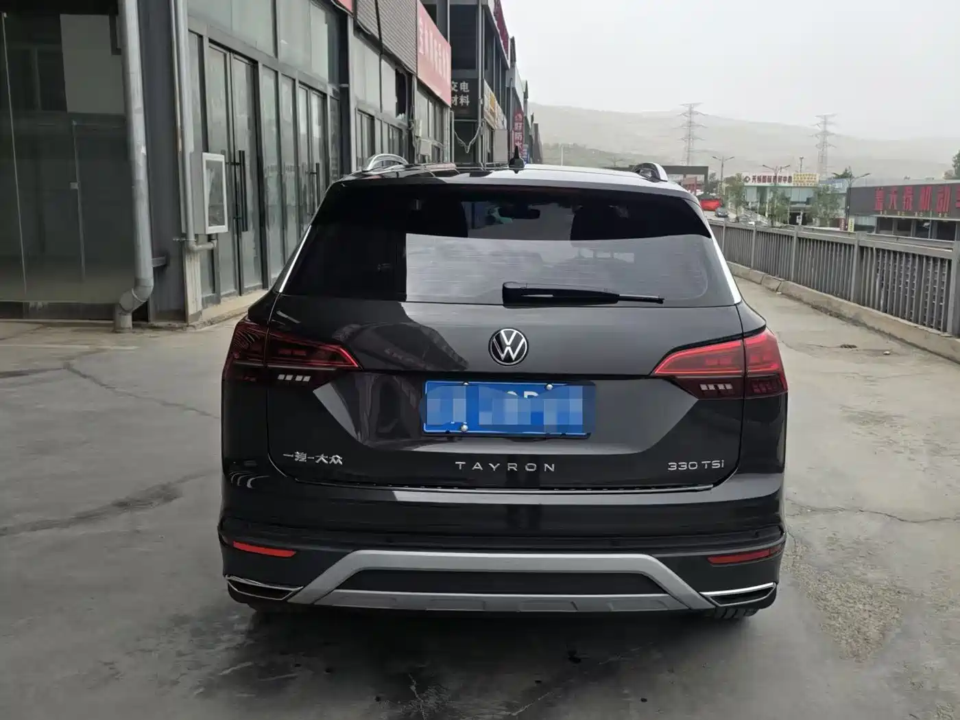 Volkswagen Tayron 2022 330TSI 2WD Luxury Smart Connect Edition фото 3