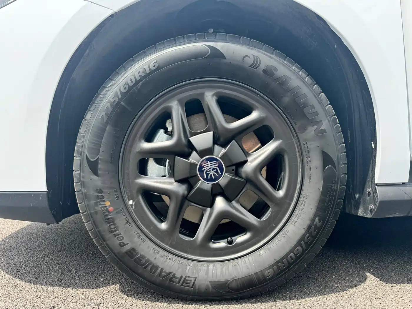 BYD Qin PLUS 2026 DM-i Smart Edition 128KM Progressive фото 22