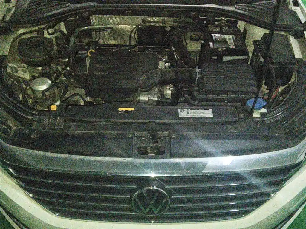Volkswagen Lavida 2021 1.5L Auto Comfort Edition фото 11