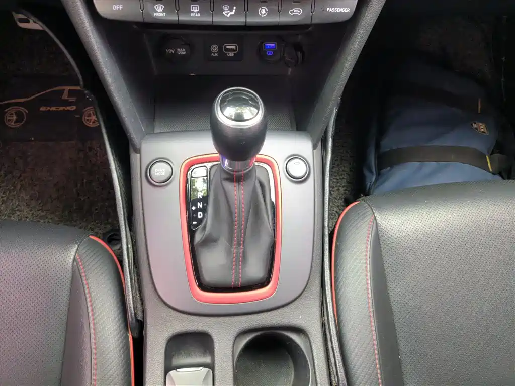 Hyundai ENCINO 2018 1.6T DCT ZhiPao Edition China V фото 14