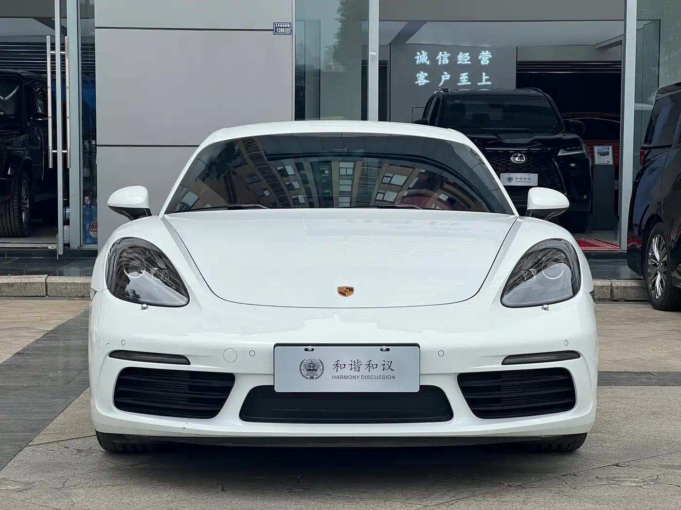 Porsche 718 2022 Cayman 2.0T фото 3