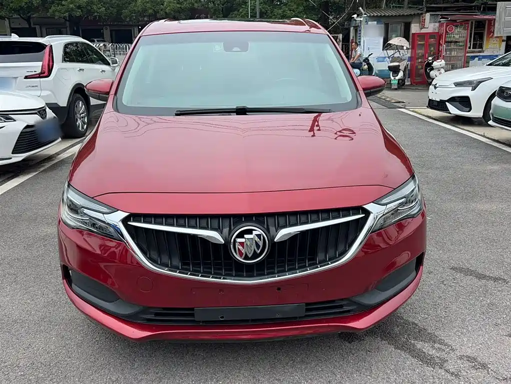 Buick GL6 2018 18T 6-Seater Luxury фото 3