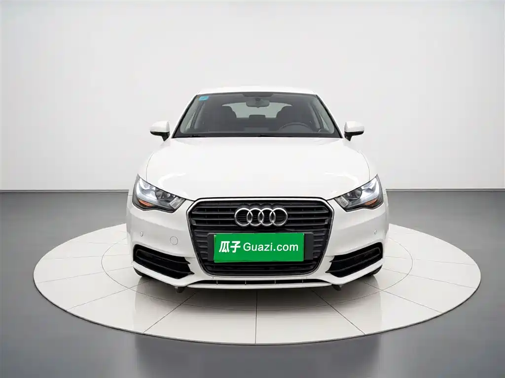 Audi A1 2014 30 TFSI Sportback Fashion фото 3