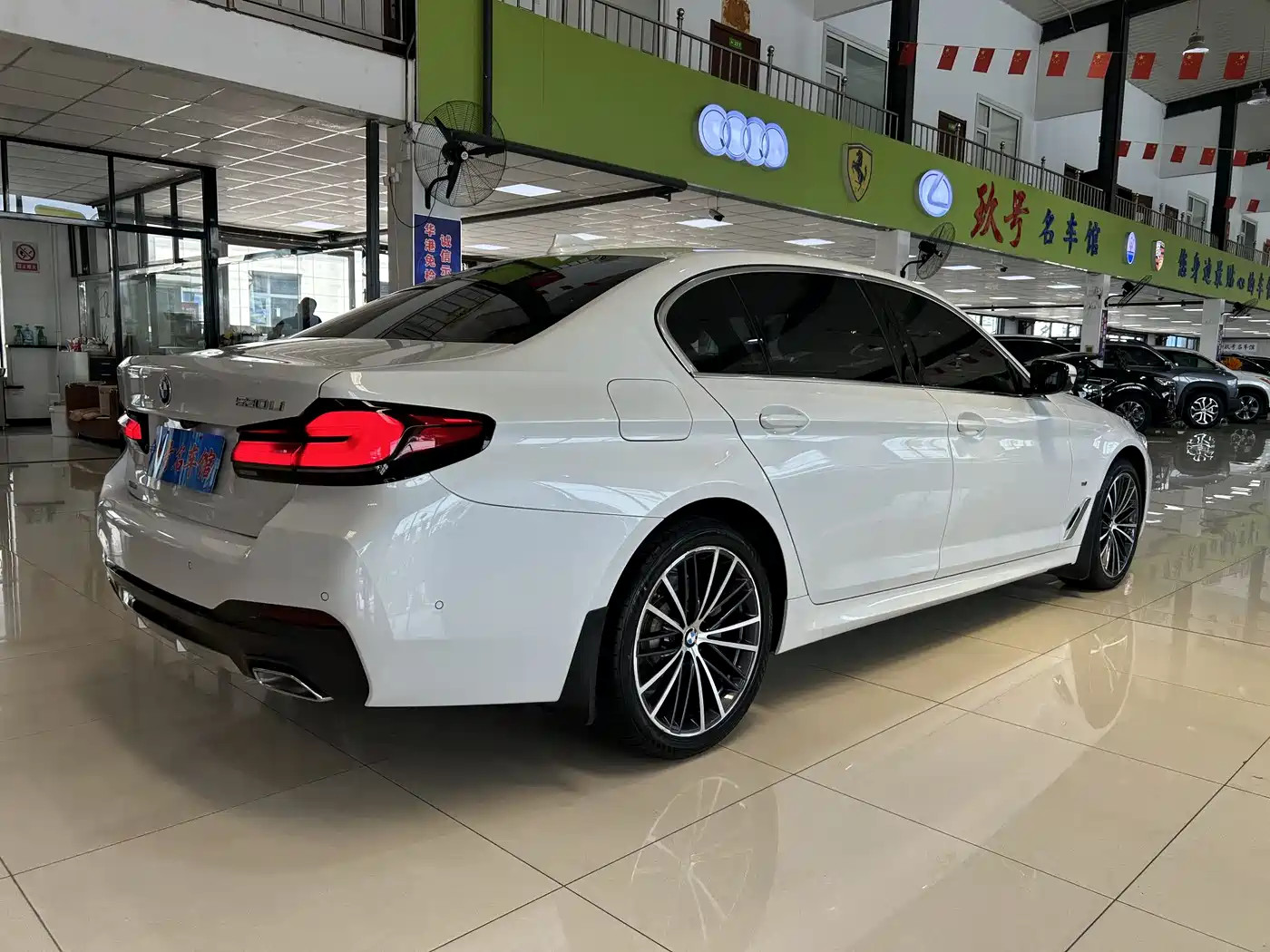 BMW 5-SERIES