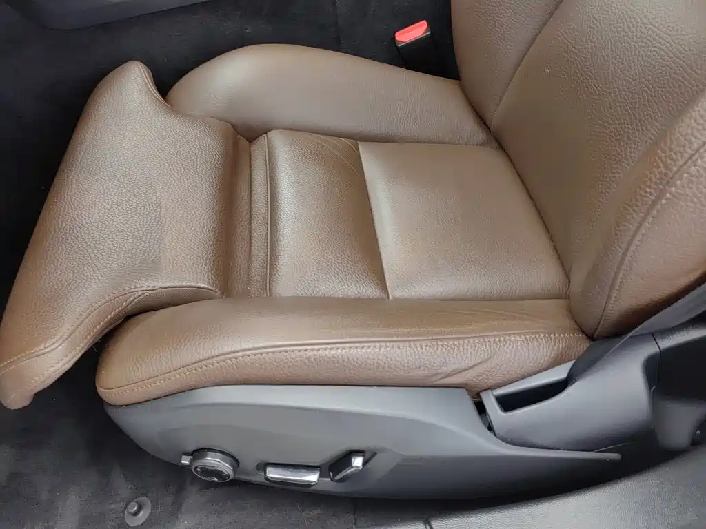 Volvo S60 2024 2025 B4 Smart Elite Luxury Edition