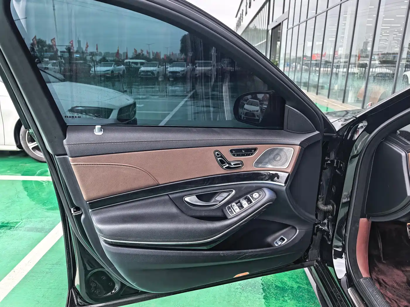 Mercedes-Benz S-Class 2020 S 450 L 4MATIC Collector's Version фото 12