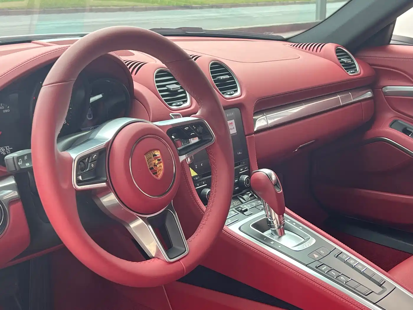 Porsche 718 2022 Cayman 2.0T фото 8