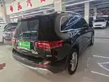 Фото 7 - Mercedes-Benz GLB