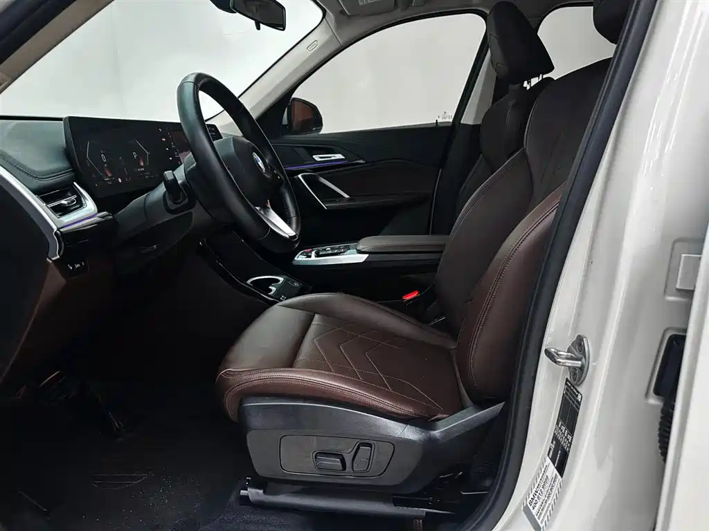 BMW X1 2023 sDrive20Li X Design Package фото 19