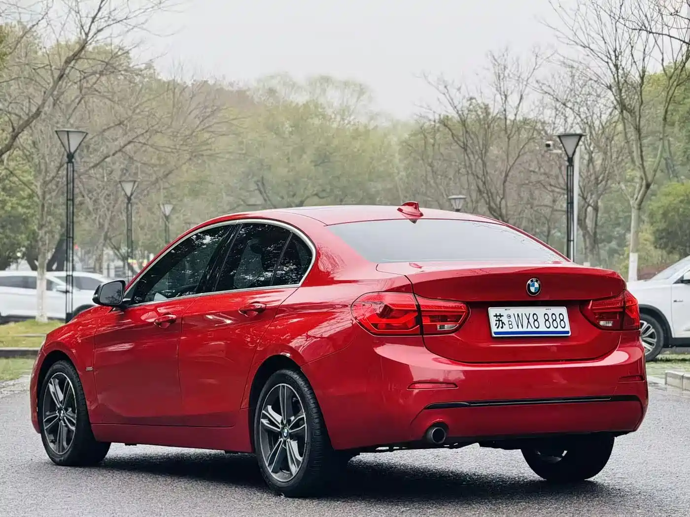 BMW 1 Series 2017 118i Sport фото 7