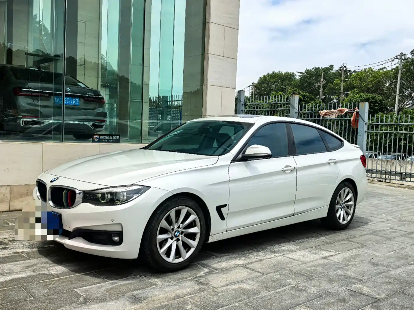 BMW 3 Series GT 2018 320i Fashion