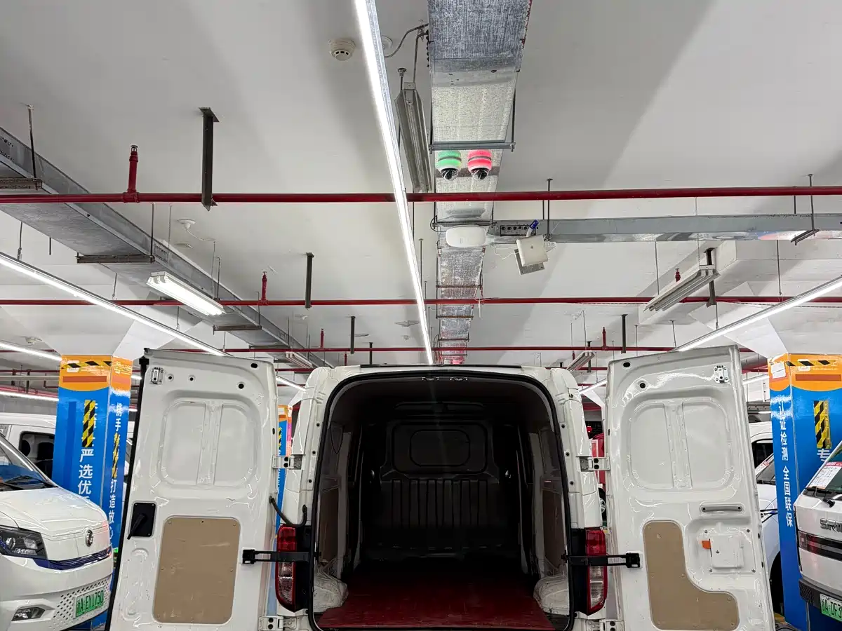 CHANGAN CROSS STAR V7 EV