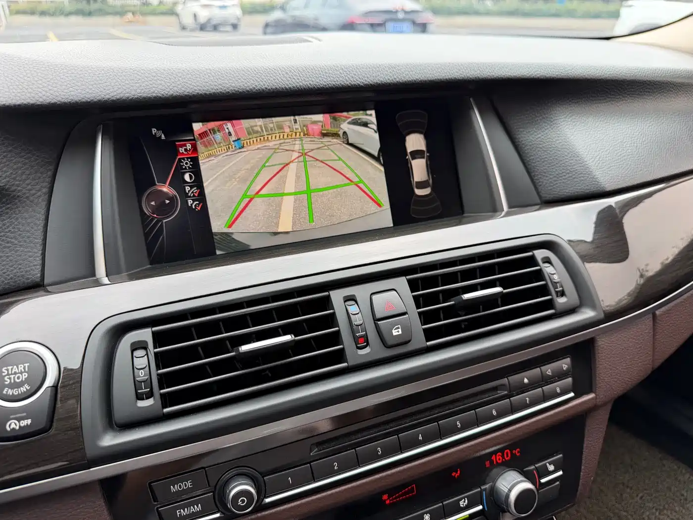 BMW 5 Series 2017 525Li Luxury Design Package фото 16