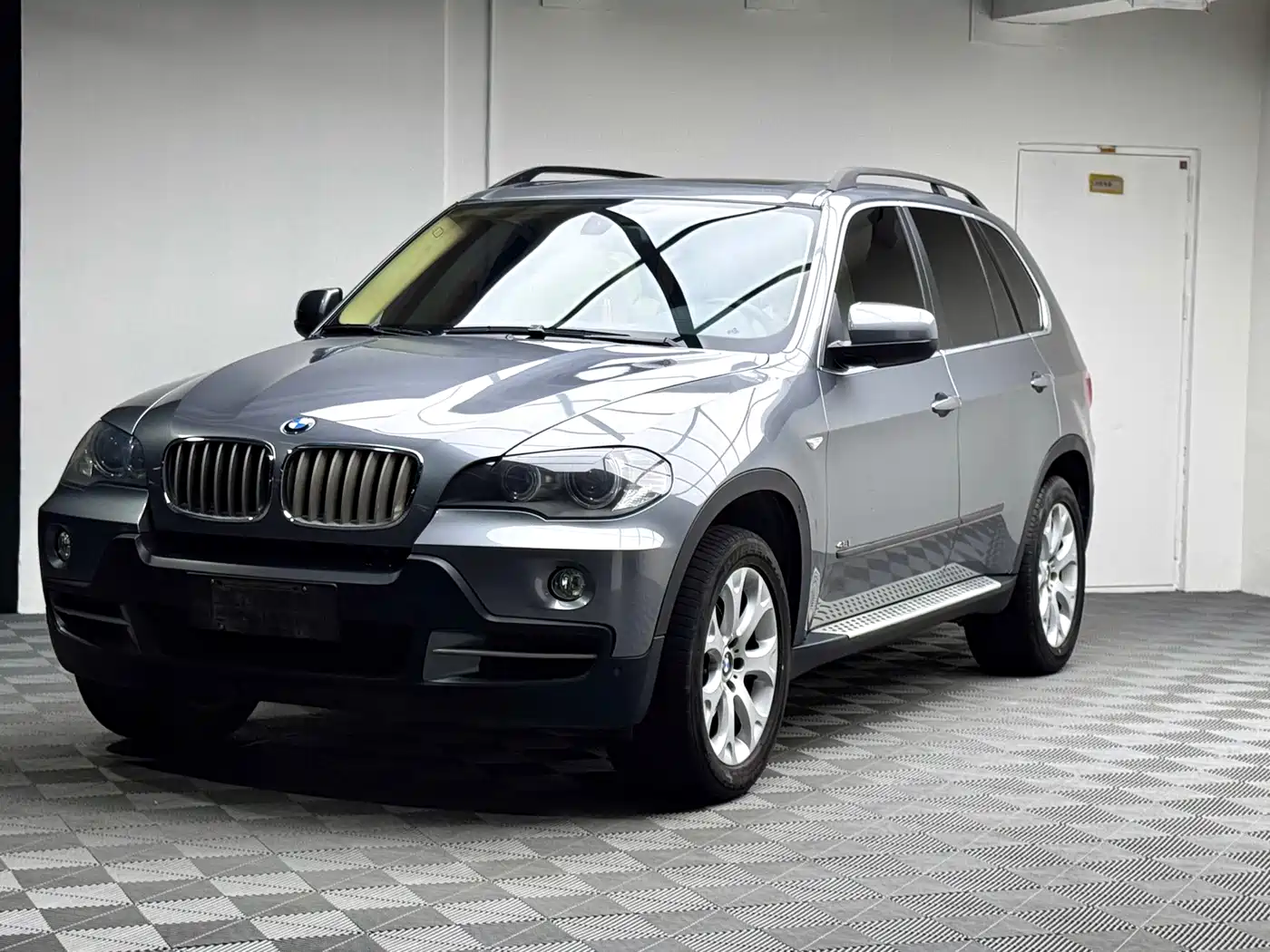 BMW X5 (Import) 2008 Model xDrive48i Luxury Type