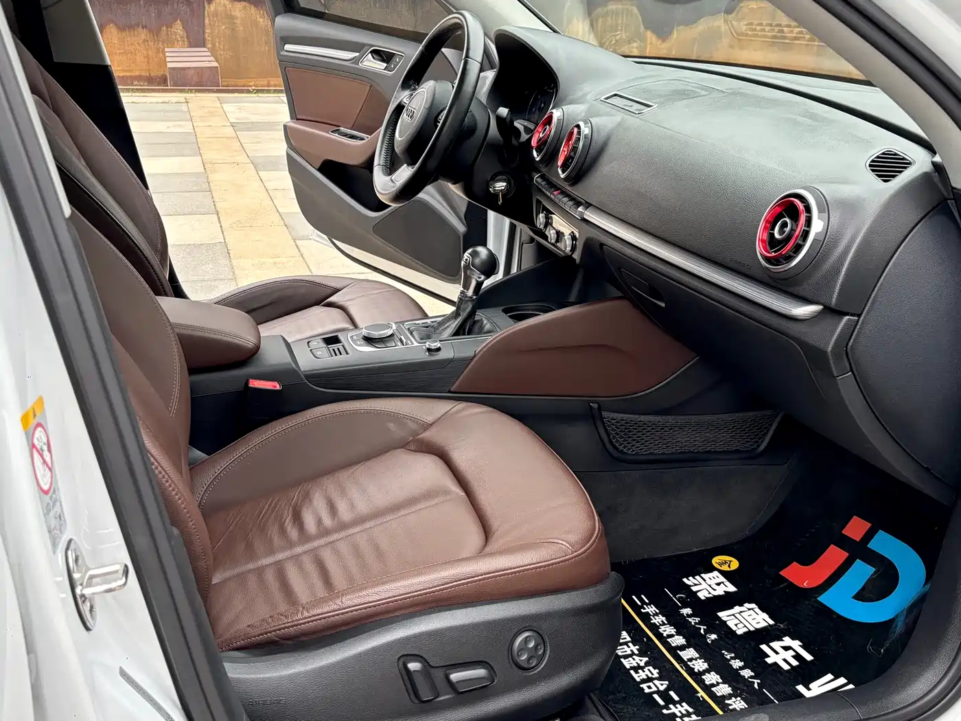 Audi A3 2015 Limousine 40 TFSI Automatic Comfort фото 14