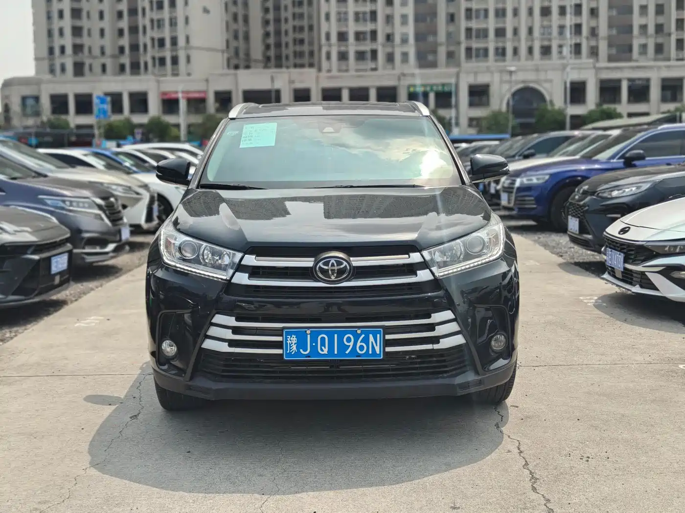 TOYOTA HIGHLANDER