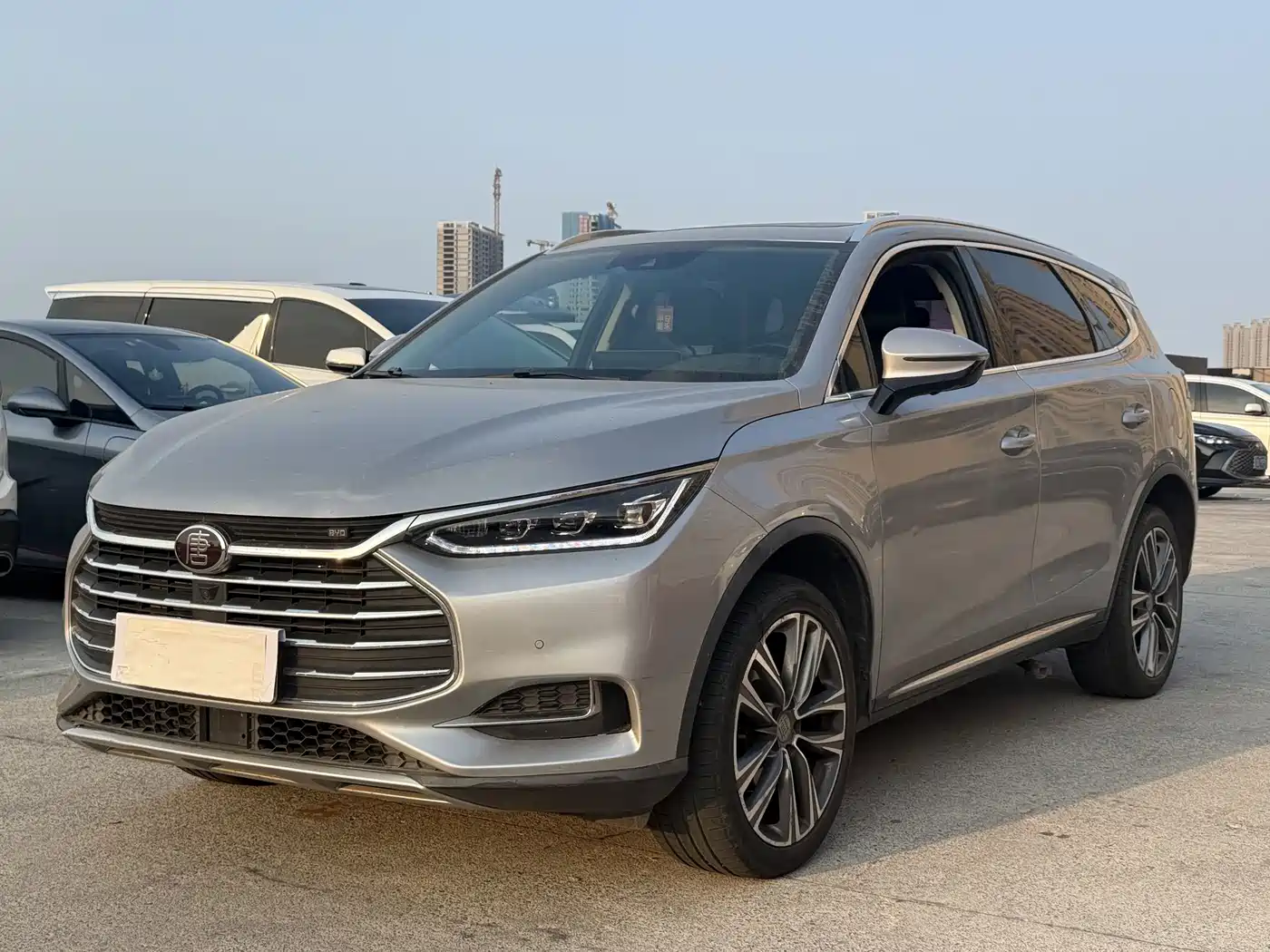 BYD Tang 2018 2.0T Automatic Zhilian Zunrong 5-seater China V