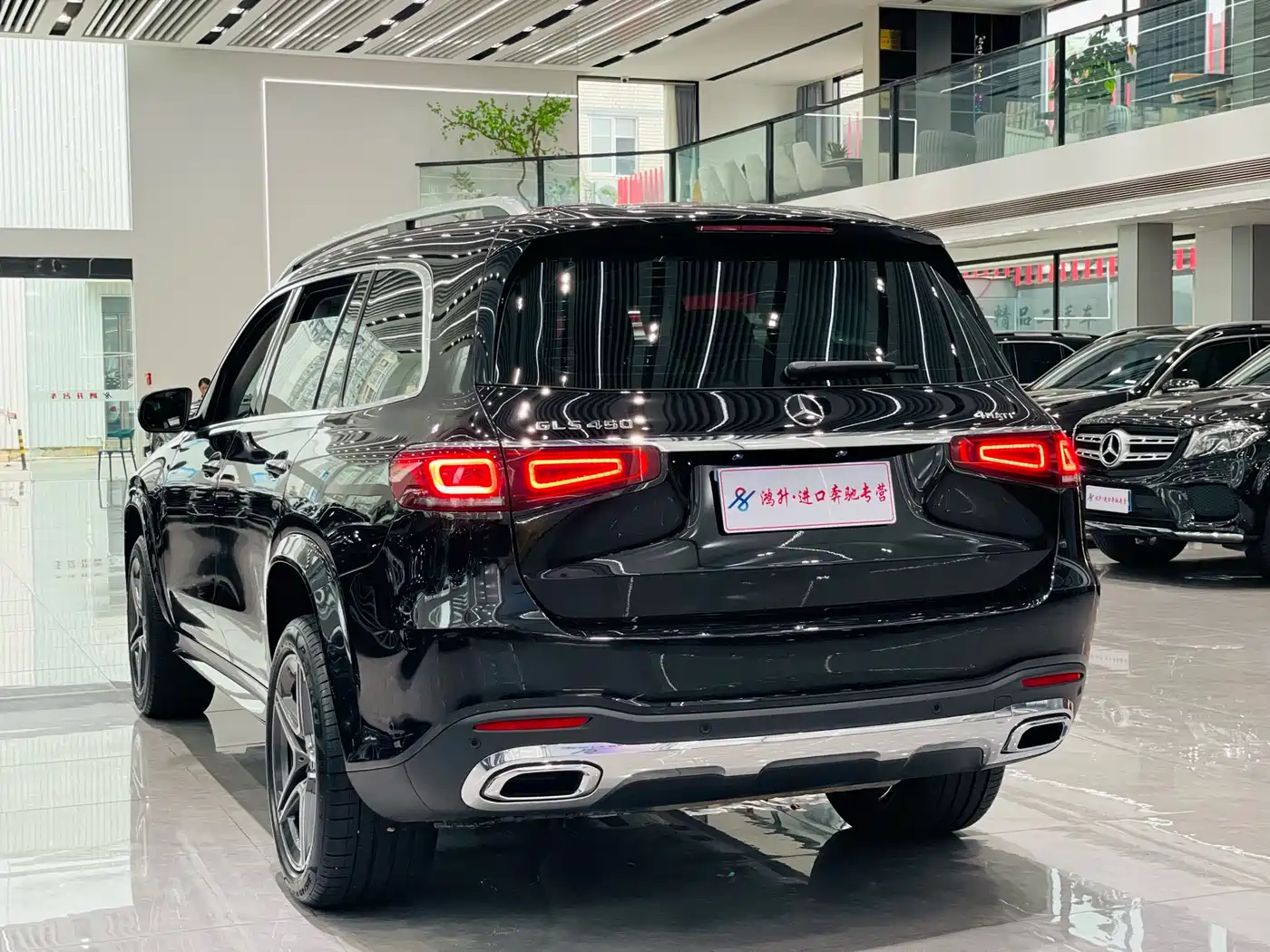 Mercedes-Benz GLS 2023 GLS 450 4MATIC Fashion Edition фото 26