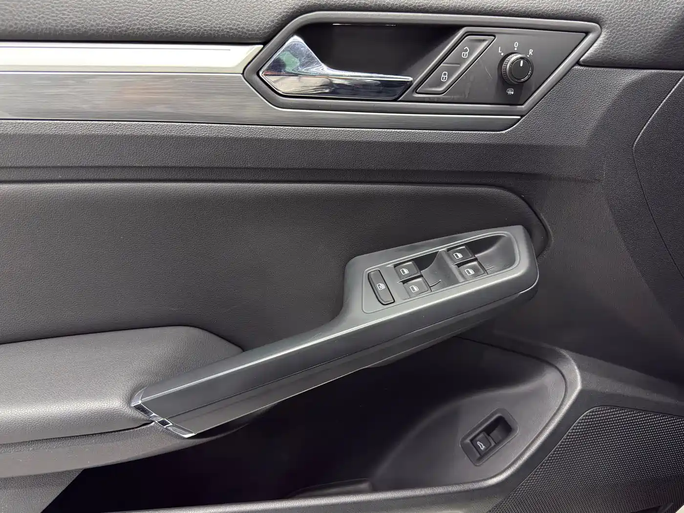 Volkswagen Lamando 2017 280TSI DSG Comfort Edition фото 13